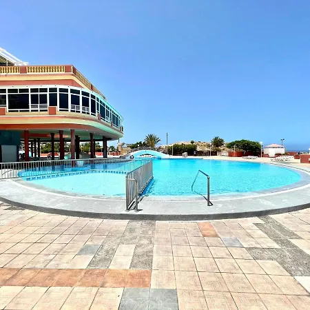 One Bedroom,Pool With Free Internet In Common Areas, Tenerife South * Costa Adeje (Tenerife)