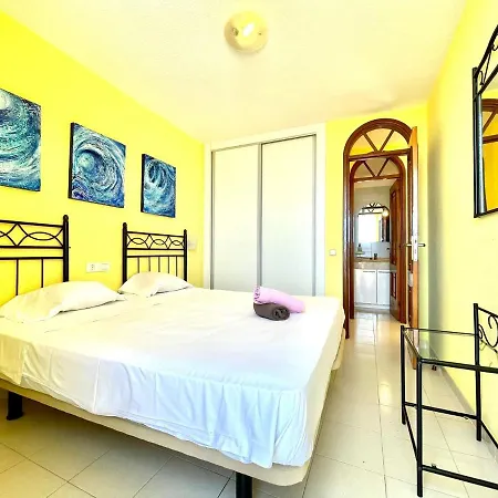 One Bedroom,Pool With Free Internet In Common Areas, Tenerife South * Costa Adeje (Tenerife)
