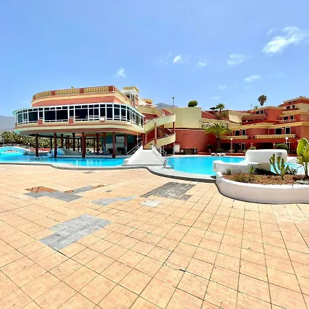 One Bedroom,Pool With Free Internet In Common Areas, Tenerife South Apartman *