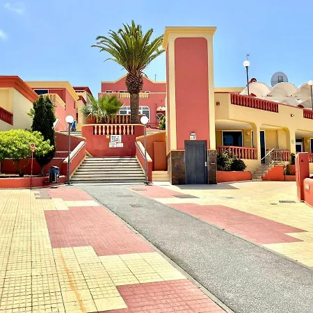 One Bedroom,Pool With Free Internet In Common Areas, Tenerife South Apartman *