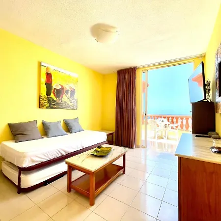 Apartman One Bedroom,Pool With Free Internet In Common Areas, Tenerife South *