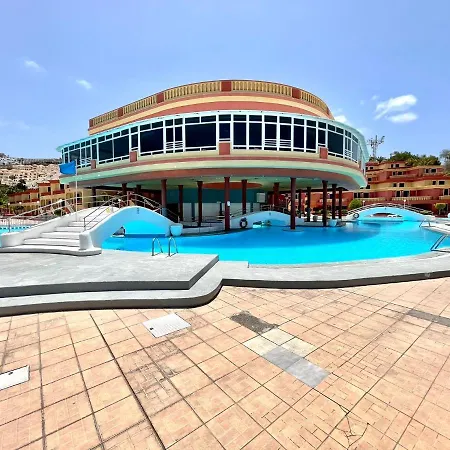 One Bedroom,Pool With Free Internet In Common Areas, Tenerife South Apartman *