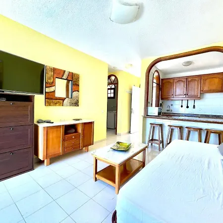 One Bedroom,Pool With Free Internet In Common Areas, Tenerife South * Costa Adeje (Tenerife)