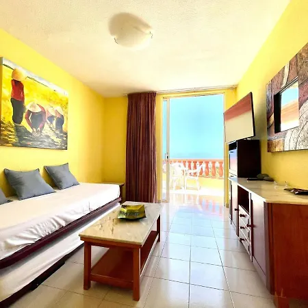Апартаменты One Bedroom,Pool With Free Internet In Common Areas, Tenerife South