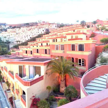 One Bedroom,Pool With Free Internet In Common Areas, Tenerife South Apartamento *